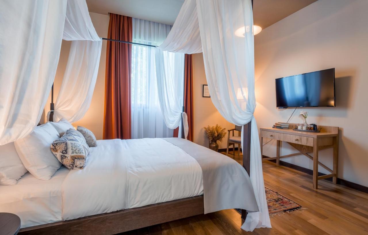 Giuaani Winery Hotel Manavi Bagian luar foto