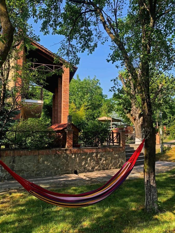 Giuaani Winery Hotel Manavi Bagian luar foto