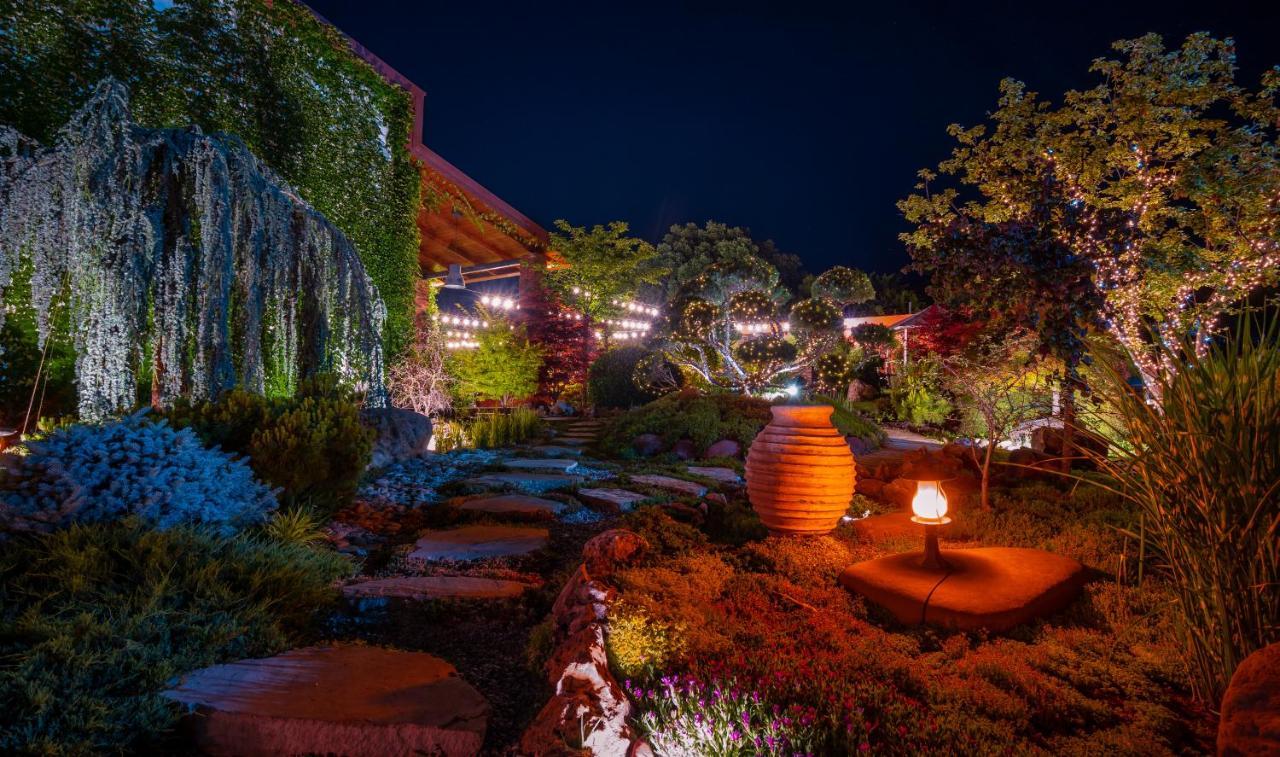 Giuaani Winery Hotel Manavi Bagian luar foto