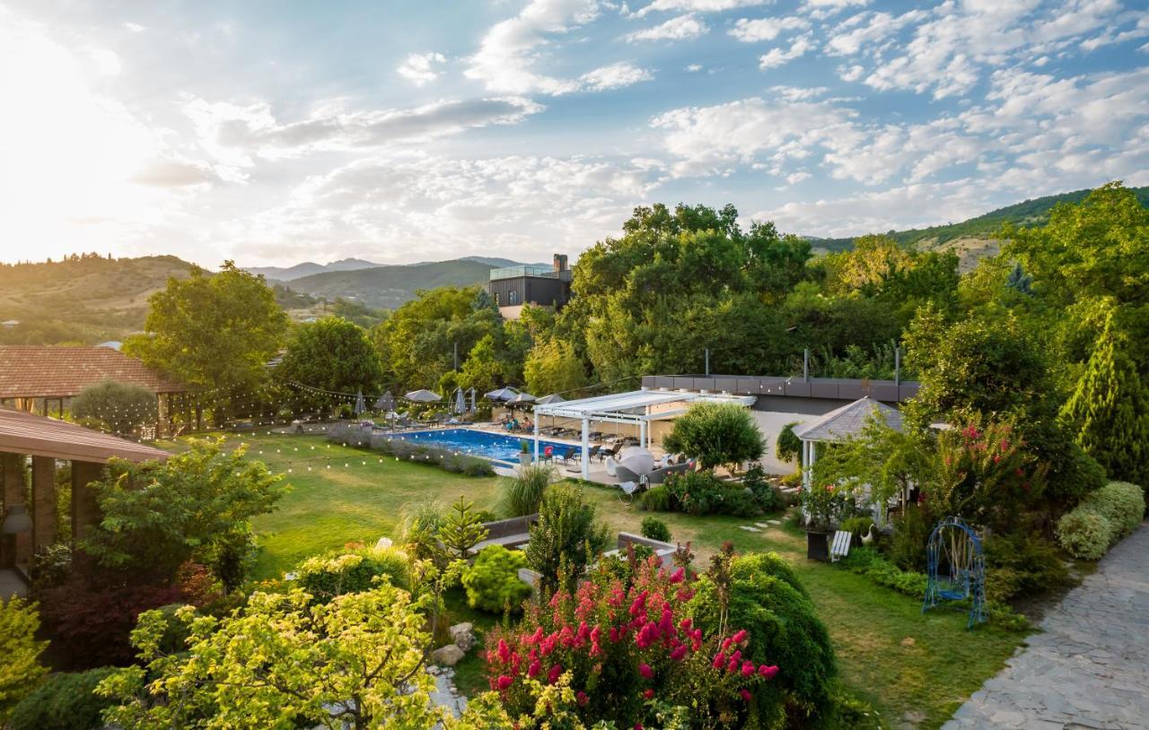 Giuaani Winery Hotel Manavi Bagian luar foto